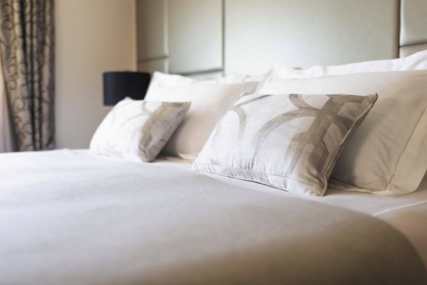 RSSC, Seven Seas Voyager, Seven Seas Suite 1.jpg